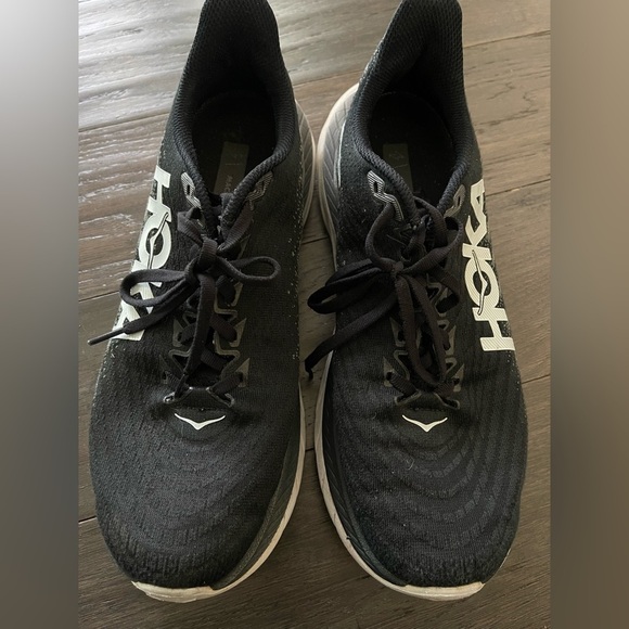 Hoka One One Mach 5 Running Shoes Size 9.5 Black White Lightweight Trainers - Picture 3 of 4